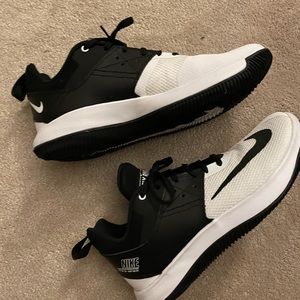 Nike Fly By Low 2